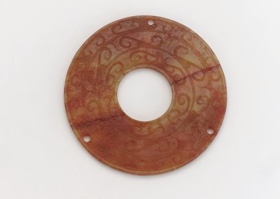 Disco ornamental, século 4 a 3 a.C. de Eastern Zhou Dynasty Chinese School