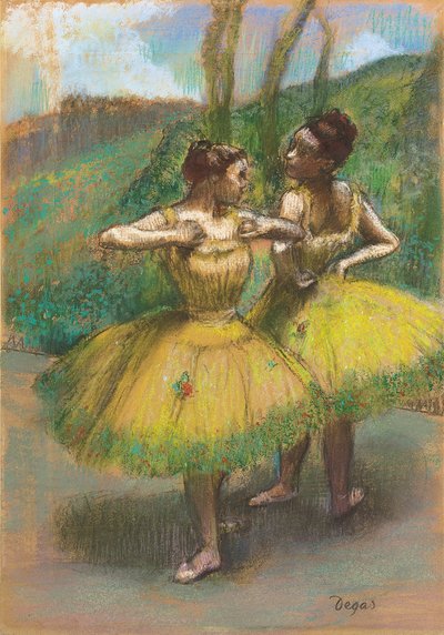 Dançarinos com vestidos amarelos; Danseuses jupes jaunes, c.1896 (pastel e carvão em papel unido) de Edgar Degas