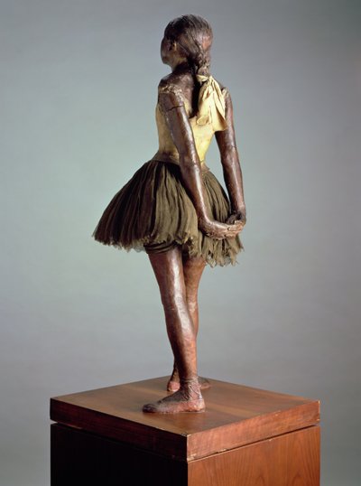 Little Dancer, 14 anos, visto de costas (bronze policromado, fita de cetim e madeira) (ver também 100777) de Edgar Degas