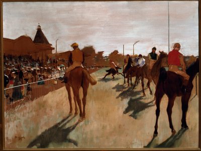 O desfile ou corrida de cavalos na frente das arquibancadas (óleo sobre tela de Edgar Degas