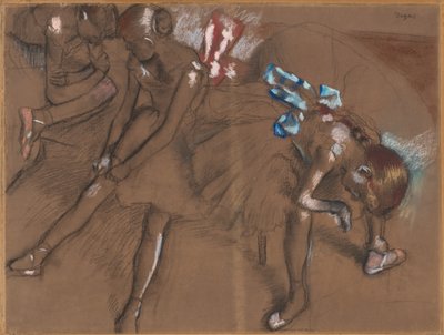 Três dançarinos descansando de Edgar Degas