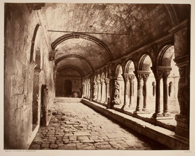 Arles. Cloitre St. Trophime (galeria norte) de Édouard Baldus
