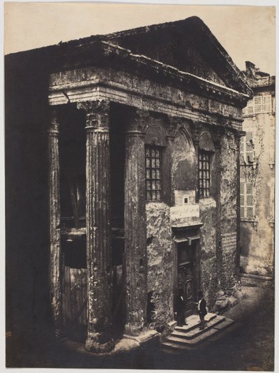 Fachada, Templo de Augusto e Lívia, Vienne, 1851. de Édouard Baldus