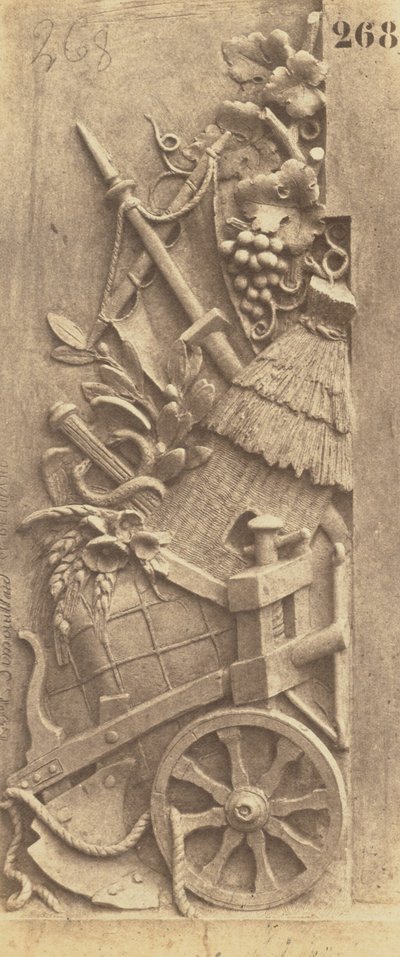 ["A Agricultura e o Comércio", escultura de Joseph-Félix Simouillard e Eustache Bernard, Decoração do Louvre, Paris]. de Édouard Baldus