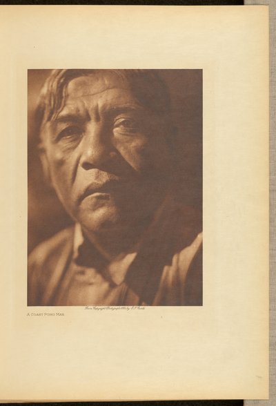 Um homem Pomo da Costa de Edward S. Curtis