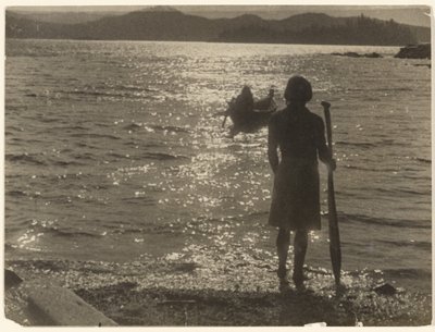 Ao longo do caminho enevoado de cobre de Edward S. Curtis