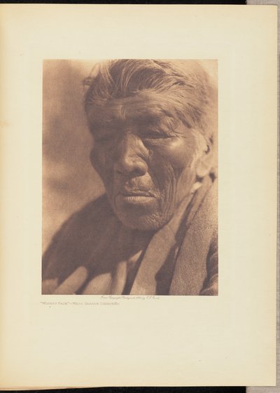 "Cara de macaco - Mesa Diegueño grande de Edward S. Curtis