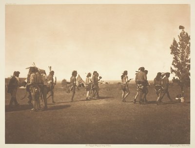 Cerimônia de Medicina Arikara - Dança da Fraternidade, 1908. de Edward Sheriff Curtis