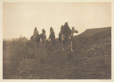 Rovers do deserto - Apache, 1903. de Edward Sheriff Curtis