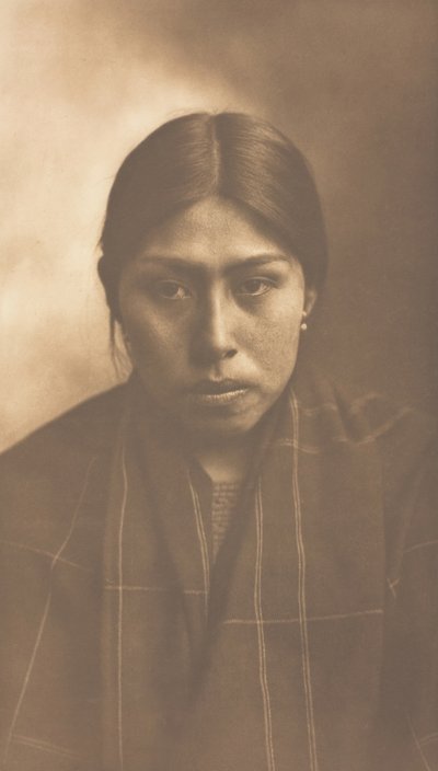 Mulher Suquamish, 1899. de Edward Sheriff Curtis