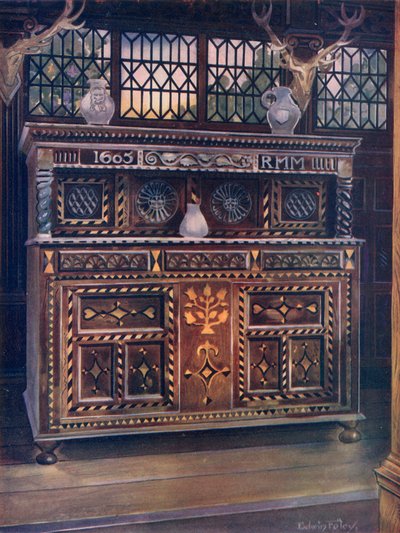Armário Carved and Embutidos em Corte de Carvalho de Edwin John Foley