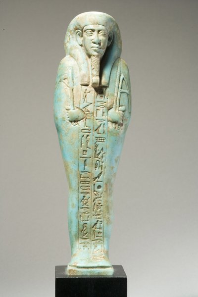 Figura Ushabti para Hor-Khebi, período dinástico tardio, final da 25ª dinastia do século 26, c.700-600 aC (faiança) (veja 270353 para reverso) de Egyptian