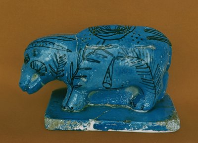 Hipopótamo azul com decoração preta, do Dra. Aboul Naga, Reino Médio (faiança) de Egyptian 11th Dynasty