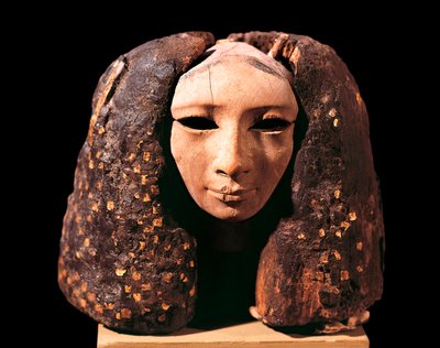Retrato de uma princesa, de Lisht, Reino do Meio, Dinastia XII (madeira) de Egyptian 12th Dynasty