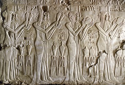 Antiguidade egípcia: jovens raparigas a fazer ofertas. Túmulo de Kherouef (TT192) (18ª Dinastia de Egyptian 18th Dynasty