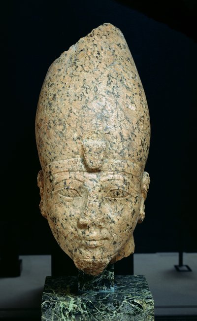 Chefe de Hatshepsut (c.1473-c.1458 aC) ou Tutmésis II (c.1491-c.1479) Novo Reino, c.1479-1425 aC (granito) de Egyptian 18th Dynasty