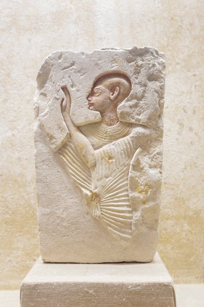 Alívio de um padre, novo reino de Egyptian 18th Dynasty