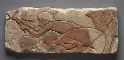 Talatat: Homens a sachar a terra, c.1353-1347 a.C. (arenito pintado) de Egyptian 18th Dynasty