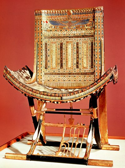 O faraó trono eclesiástico, do túmulo de Tutancâmon (c.1370-52 aC) Novo reino (madeira incrustada) (ver também 59232) de Egyptian 18th Dynasty