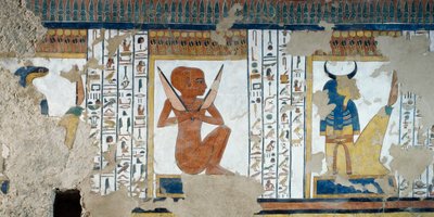 Henty-Reki, guardião do quinto portão do Reino de Osiris, e guardião de cabeça de boi do quarto portão, afrescos da câmara funerária de Nefertari, Vale das Rainhas, Luxor, Tebas (Lista do Património Mundial da Unesco de Egyptian 19th Dynasty