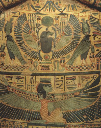 Capa de múmia com divindade alada protegendo o escaravelho, símbolo da eternidade de Egyptian 22nd Dynasty