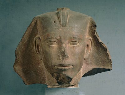 Chefe do Rei Djedefre, de Abu Roash, Reino Antigo, c.2565-2558 aC (quartzito) (ver também 50746) de Egyptian 4th Dynasty