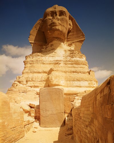 A Esfinge, que data do reinado do Rei Quéfren, o Antigo Império e a estela dos sonhos de Tutmés IV (1419-1386 aC) Novo Reino de Egyptian 4th Dynasty