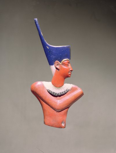 Figura de embutir de um rei (vidro opaco com traços de douração) de Egyptian Ptolemaic Period