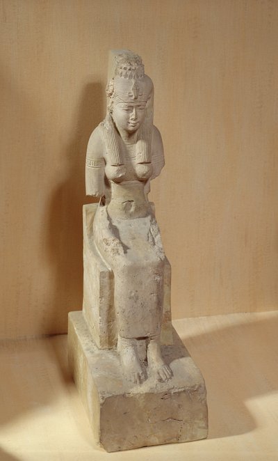 Estátua da Deusa Rattawy, de Medamud (calcário) de Egyptian Ptolemaic Period