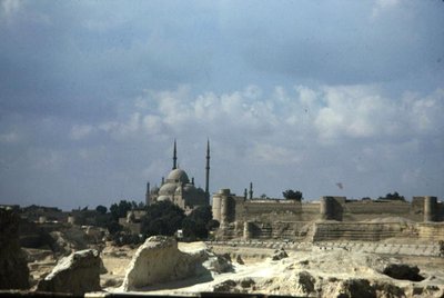 Mesquita Aswan de Egyptian School