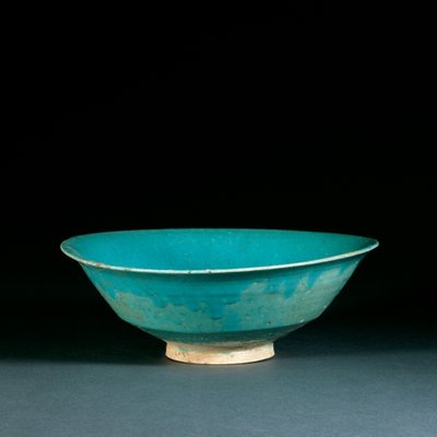 Taça de vidro turquesa fatímida de Egyptian School