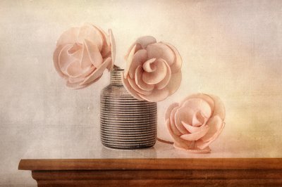 Natureza morta floral delicada de Elena Arjona