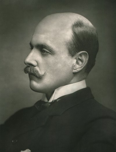 Walter Hume Long, c1902. de Elliott and Fry