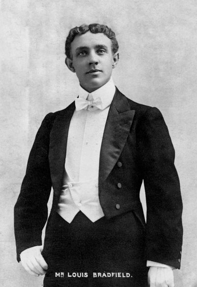 Louis Bradfield, 1903. de Ellis and Walery