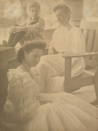 Retrato de grupo, c. 1900. de Ema Spencer