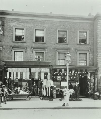 7-8 Gainsborough Road: elevações frontais, Londres, 1899 de English Photographer