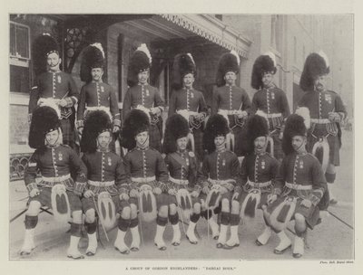 Um grupo de Highlanders de Gordon, meninos de Dargai de English Photographer