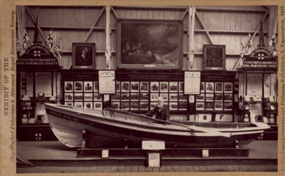 Um modelo do barco Grace Darling de English Photographer