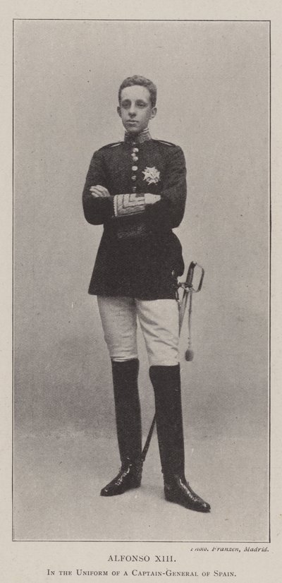 Alfonso XIII, no uniforme de um capitão-geral da Espanha de English Photographer