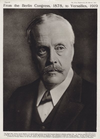 Arthur Balfour, político conservador britânico e primeiro-ministro (foto a p/b) de English Photographer