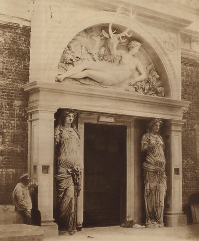 Porta Central do Tribunal da Renascença de English Photographer