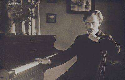 Cyril Scott, compositor, escritor e poeta inglês (foto a p/b) de English Photographer
