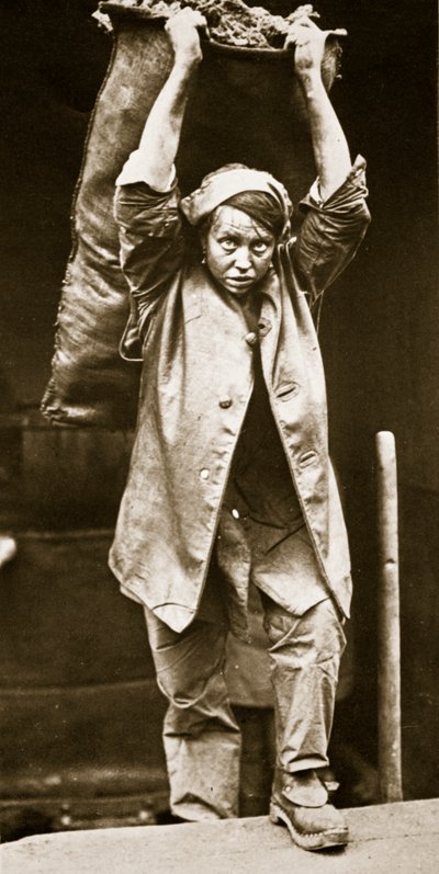 Entrega de carvão, impressão por Horace W. Nichols, c.1916 (fotogravura) de English Photographer