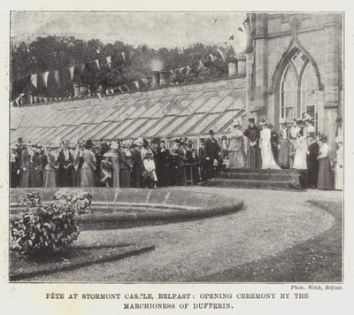 Festa no Castelo de Stormont, Belfast, Cerimônia de Abertura pela Marquesa de Dufferin de English Photographer