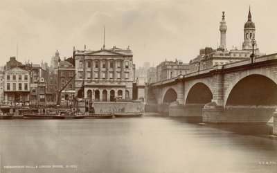Peixarias Hall e London Bridge de English Photographer