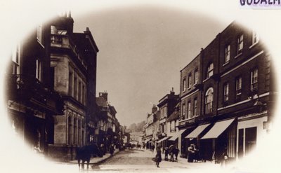 Godalming High Street, Surrey, c.1900 (foto sépia) de English Photographer