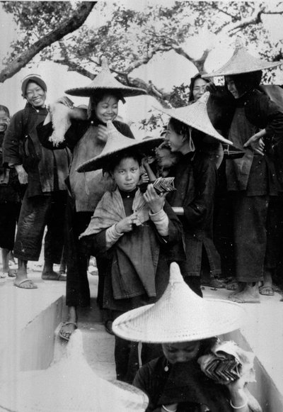 Grupo de mulheres em Hong Kong de English Photographer