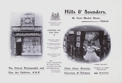 Hills and Saunders (foto a p/b) de English Photographer