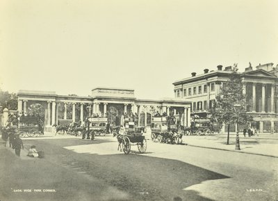 Hyde Park Corner, Westminster LB: olhando para o norte, 1896 de English Photographer
