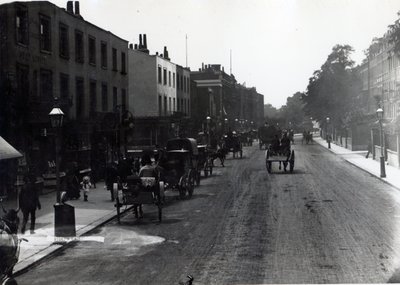 Kensington High Street, em Londres de English Photographer